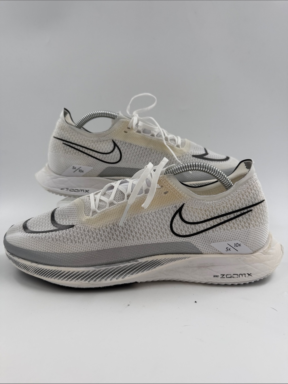 Nike ZoomX StreakFly Shoes White Silver Metallic DJ6566-101 Women's Size 8.5